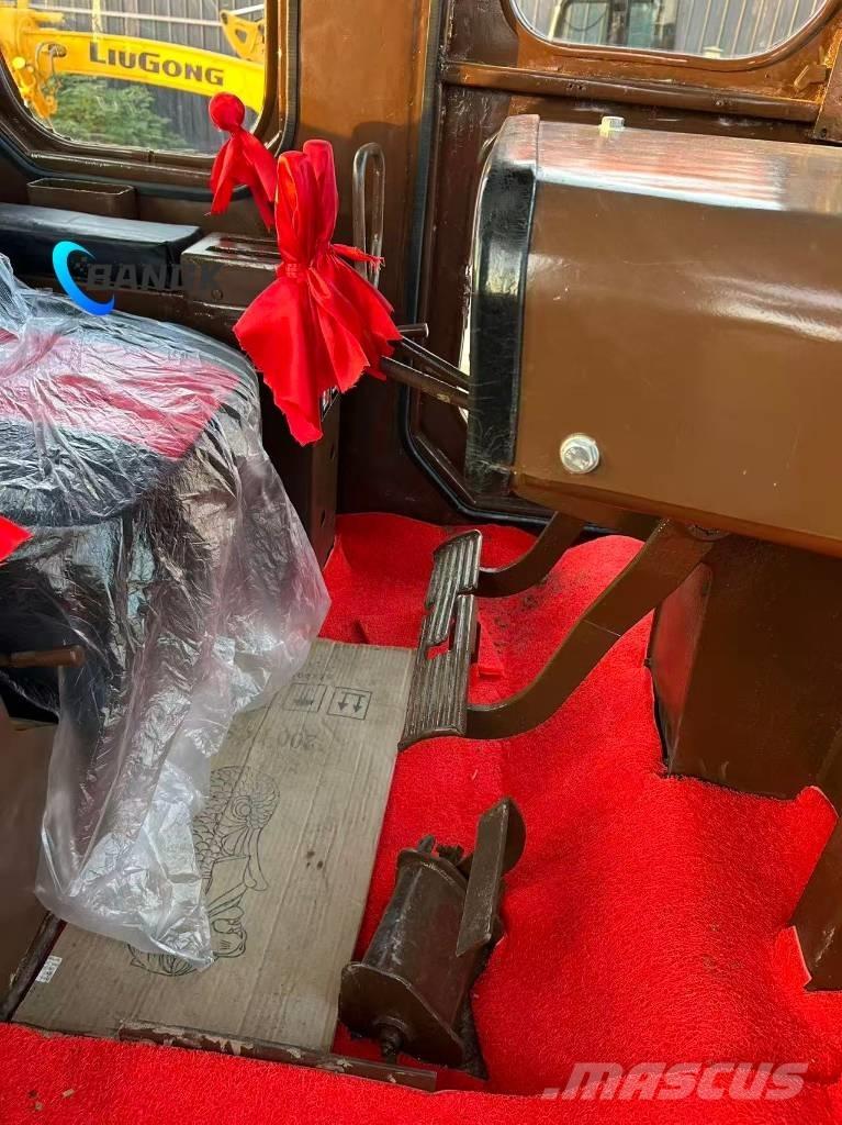 CAT D 8 K ブルドーザー