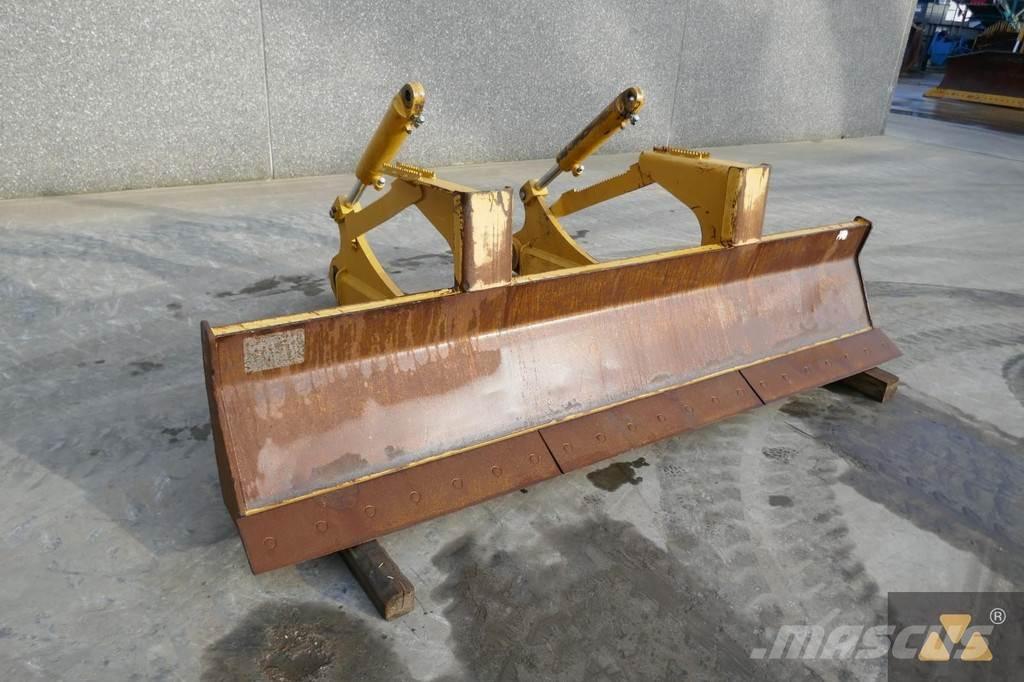 CAT Skidder blade ブレード