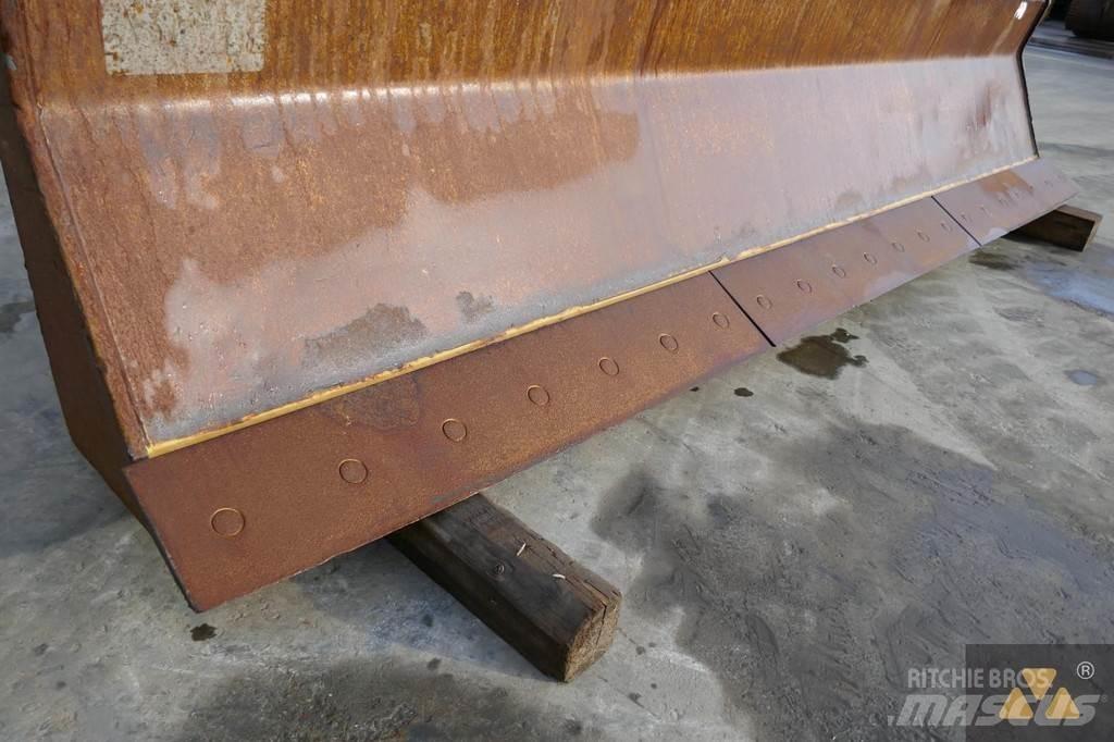 CAT Skidder blade ブレード