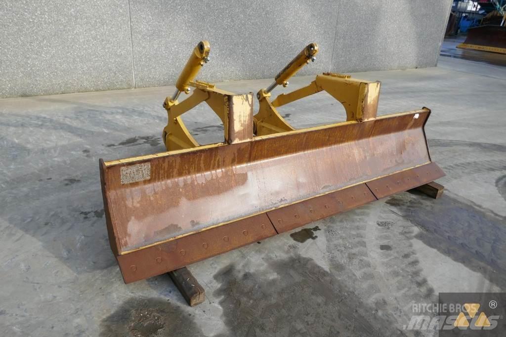 CAT Skidder blade ブレード