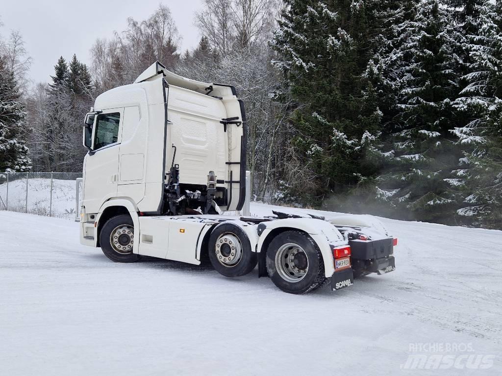 Scania S500 6x2/4 中古トラクターヘッド | トレーラーヘッド