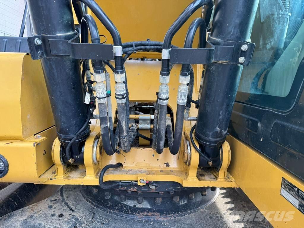 CAT 323 07A 大型油圧ショベル12t以上（パワーショベル・ユンボ）