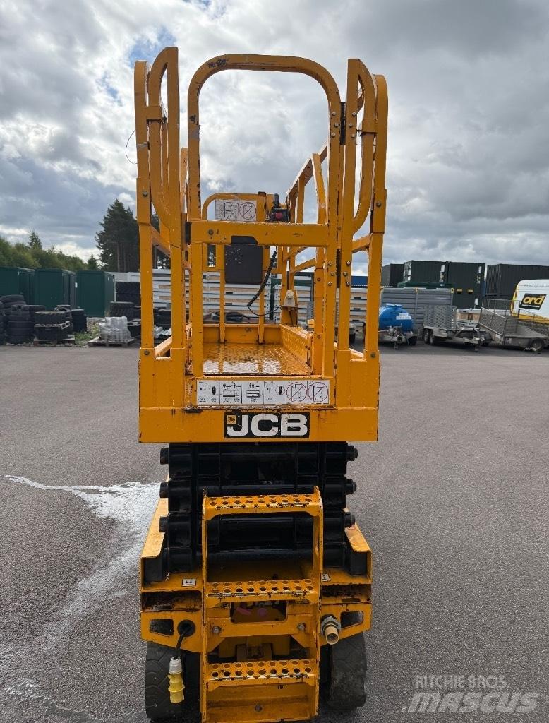 JCB S 2632 E シザースリフト