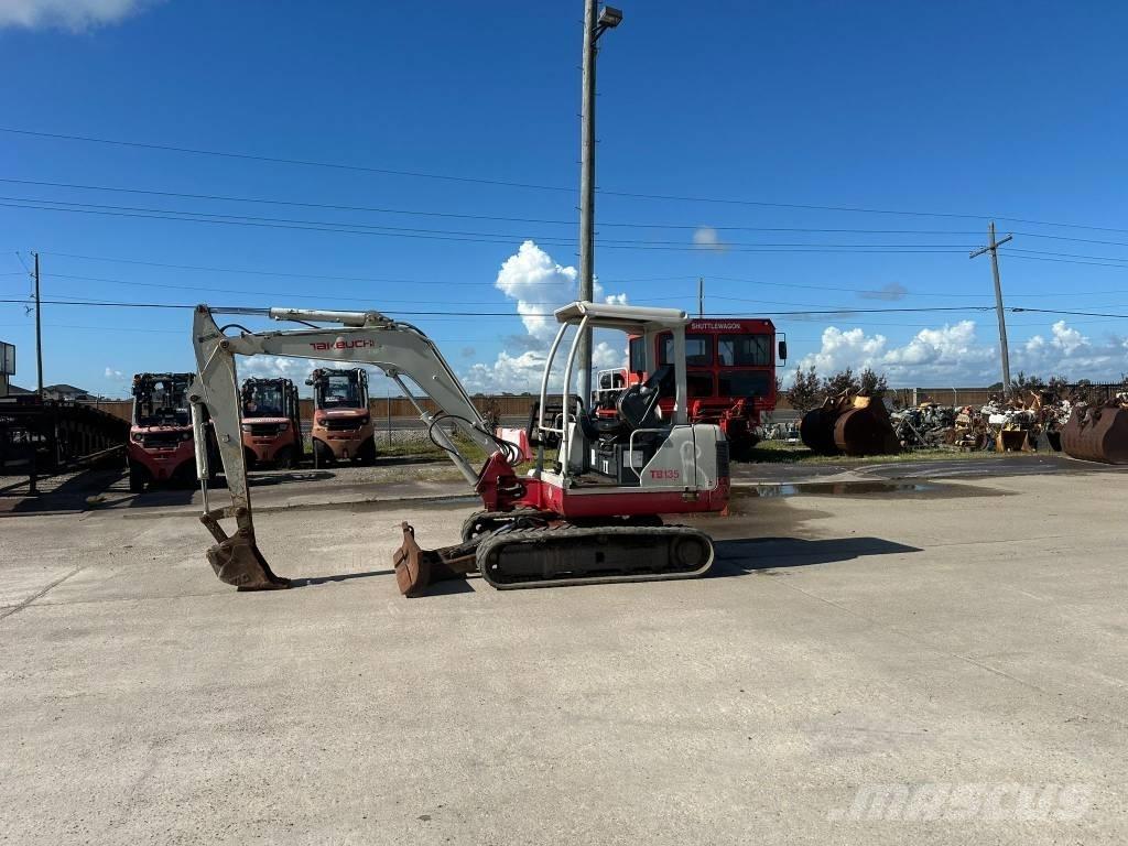 Takeuchi TB 135 大型油圧ショベル12t以上（パワーショベル・ユンボ）