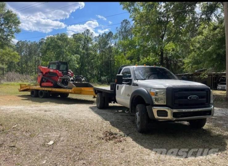 Ford F 550 平ボディー