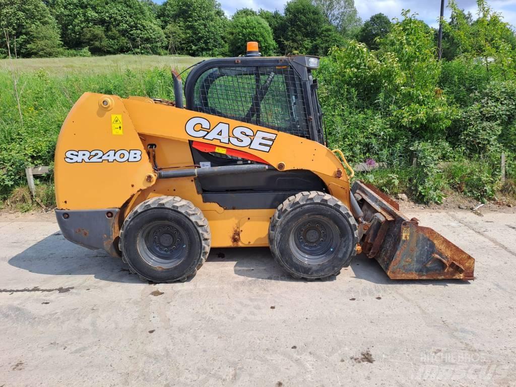 CASE SR 240 B スキッドステアローダー