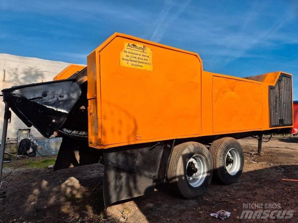 Doppstadt AK 330 廃棄物シュレッダー