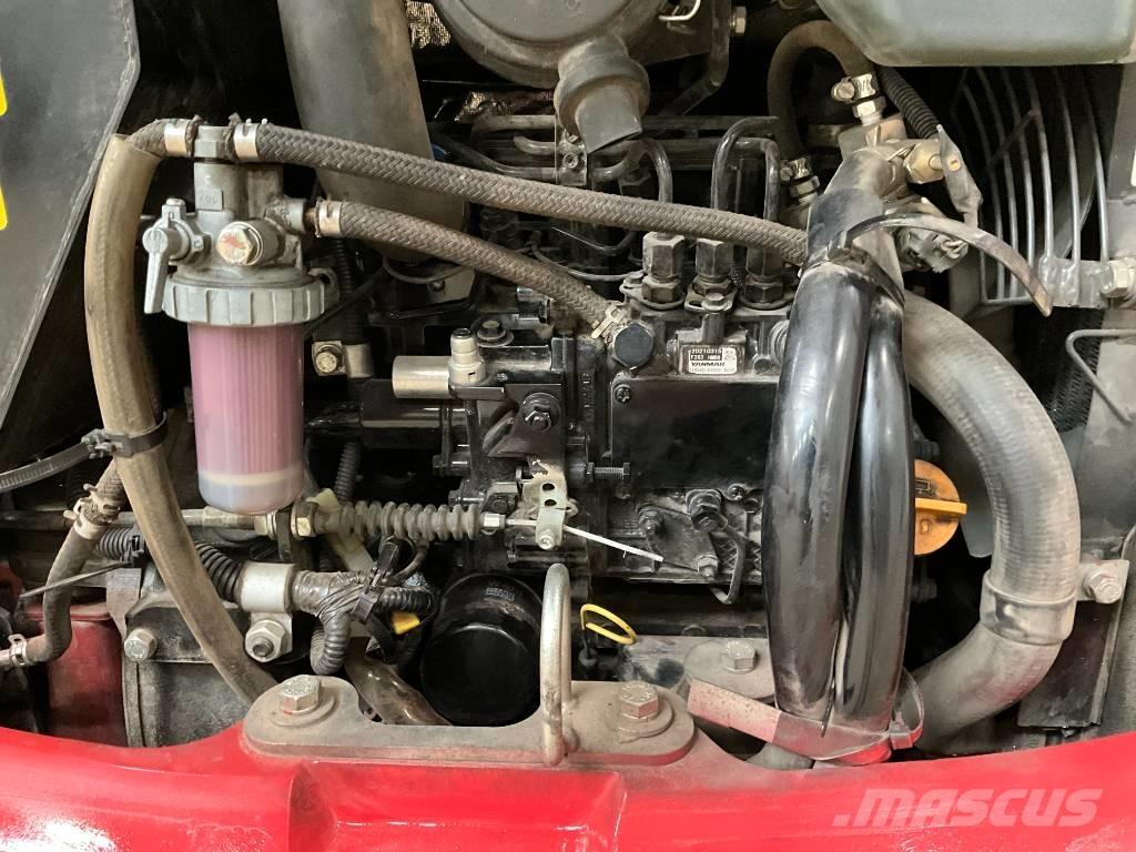 Takeuchi TB 216 ミニ油圧ショベル 7t以下（ミニユンボ・ミニディガー）