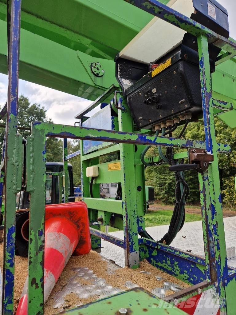 Mercedes-Benz 1824 トラック高所作業車