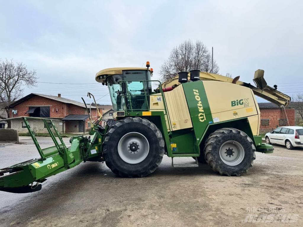 Krone Big X 850 自走式フォレージハーベスター