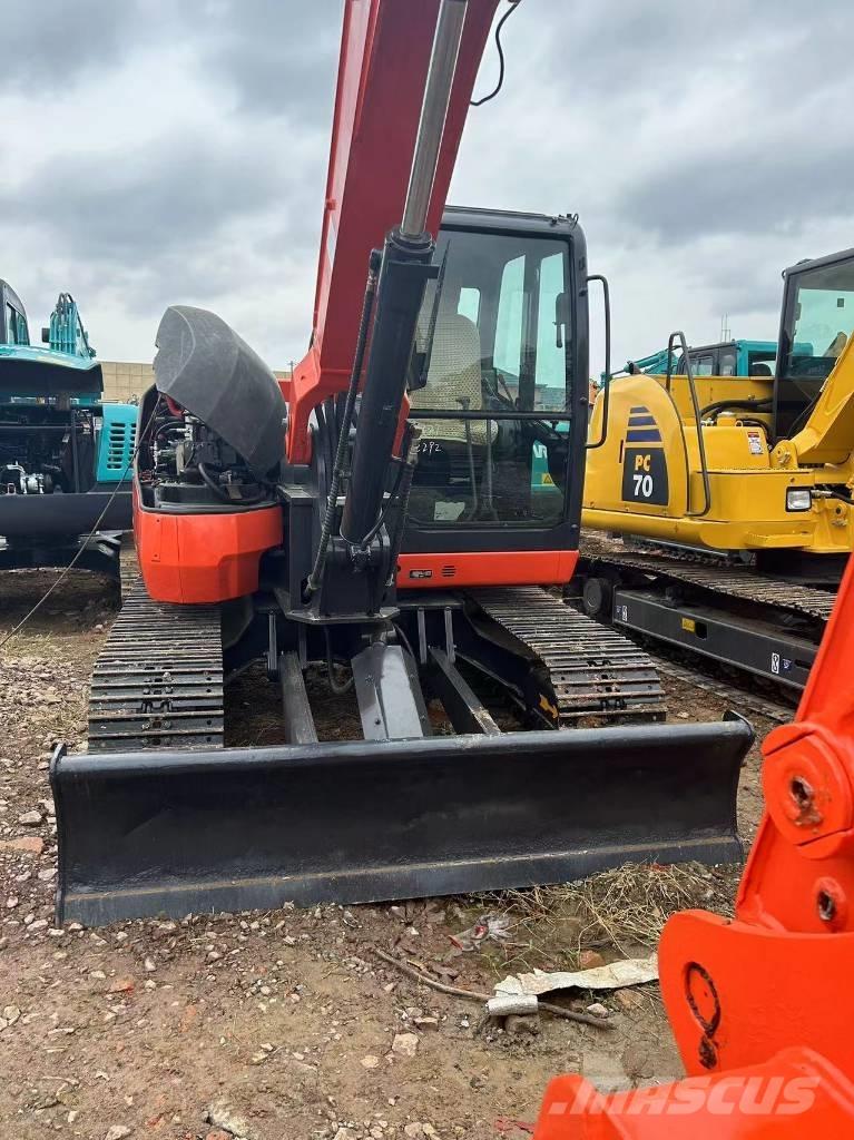 Kubota KX 183-3 ミニ油圧ショベル 7t以下（ミニユンボ・ミニディガー）