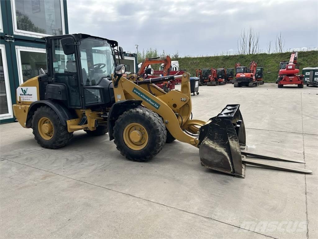 CAT 906M (8758) 多目的ローダー