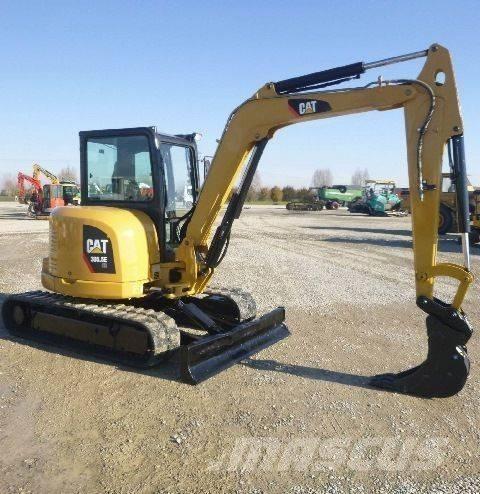 CAT 305.5 ミニ油圧ショベル 7t以下（ミニユンボ・ミニディガー）