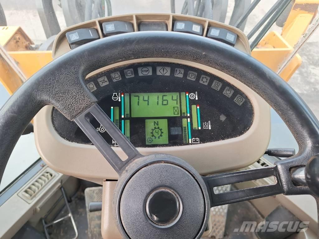 CASE 521D XT ホイールローダー・タイヤショベル