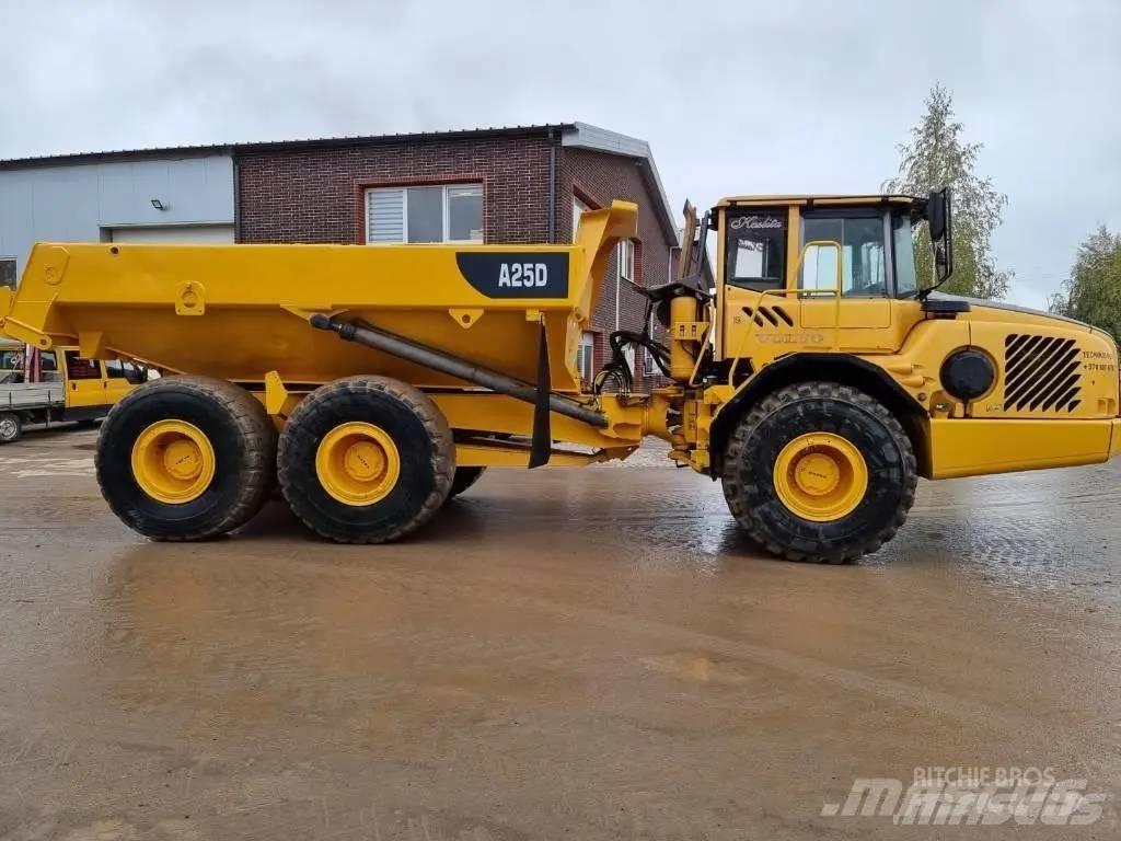 Volvo A 25 D 6X6 アーティキュレート式ダンプトラック