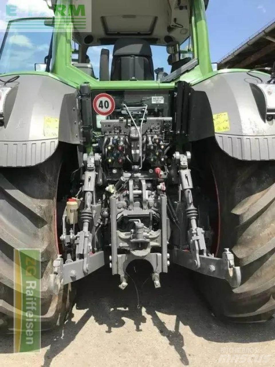 Fendt 828 vario s4 トラクター