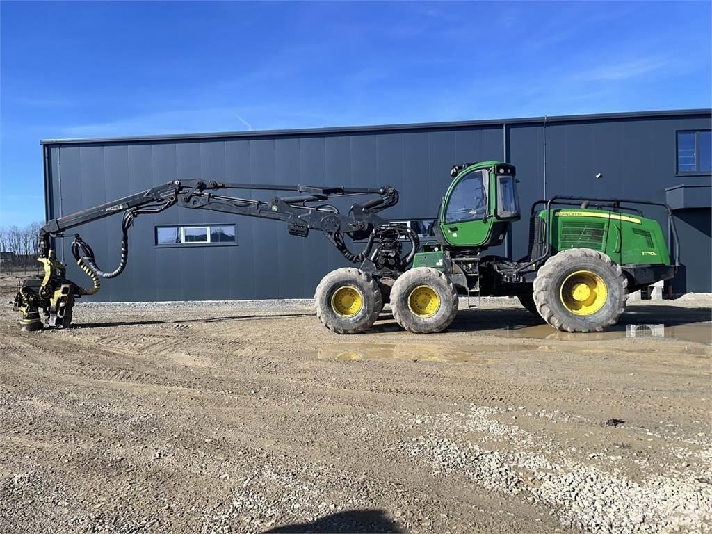 John Deere 1470E ハーベスター