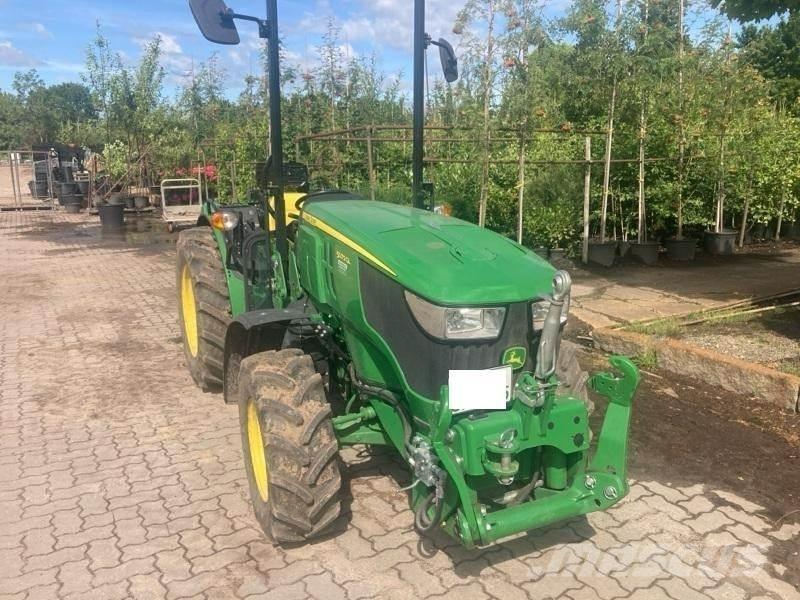 John Deere 5075 GL コンパクトトラクター