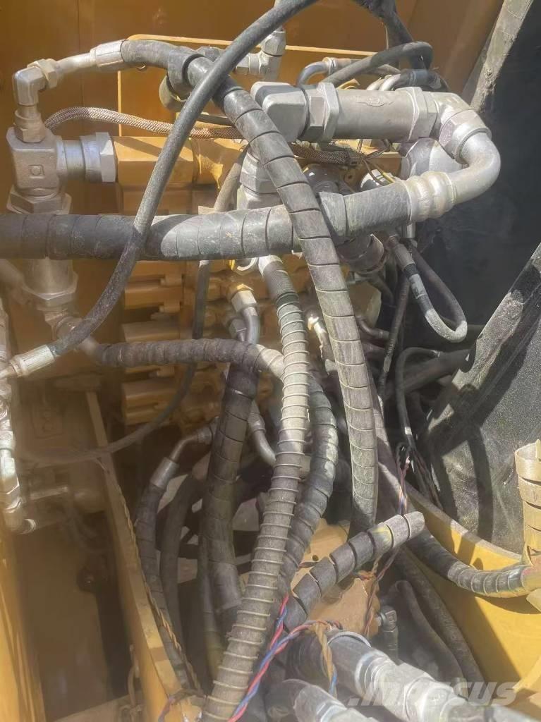 CAT 308 E2 中型油圧ショベル 7ｔ-12ｔ（ユンボ・パワーショベル・バックホー）