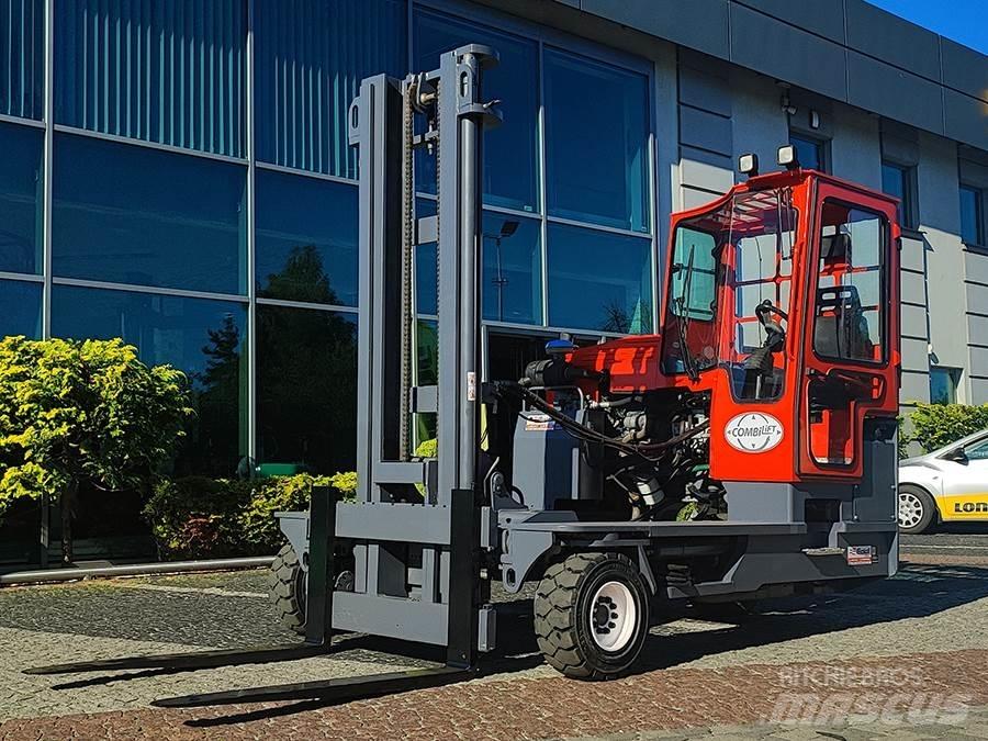 Combilift C5000XL 全方向リーチ型フォークリフト