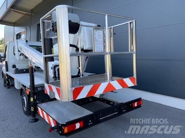 VERSALIFT VTX-240.3 トラック高所作業車