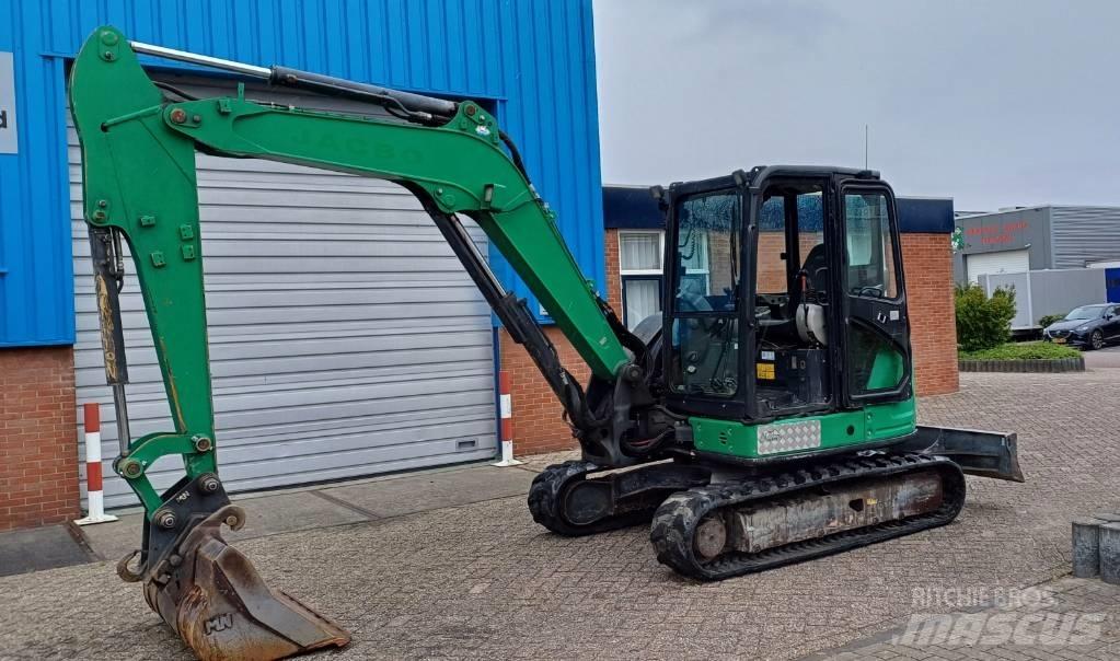 Hitachi ZX 65 ミニ油圧ショベル 7t以下（ミニユンボ・ミニディガー）