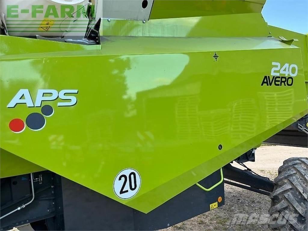 CLAAS avero 240 コンバイン