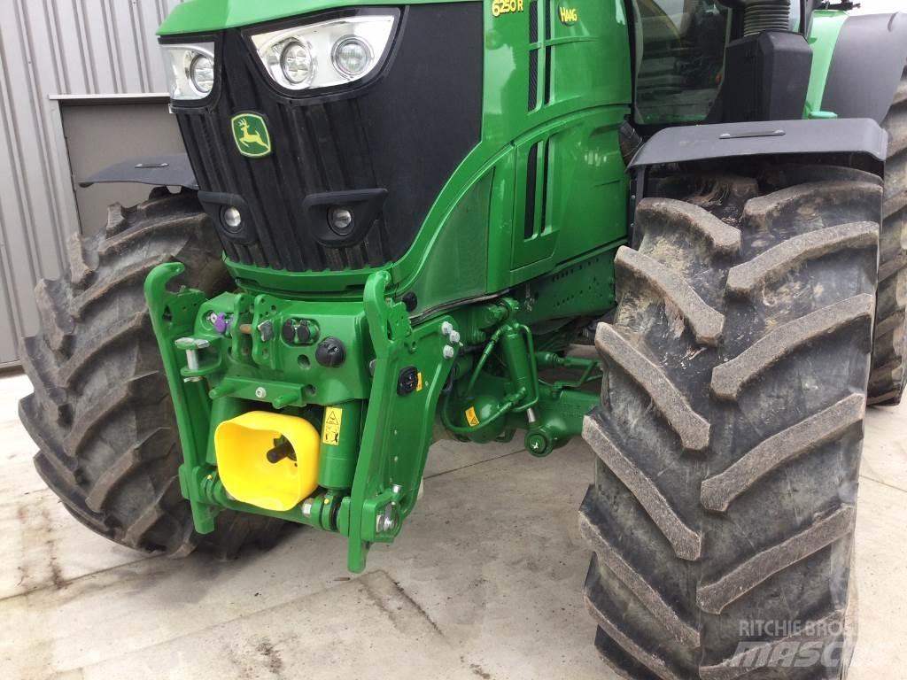 John Deere 6250R トラクター