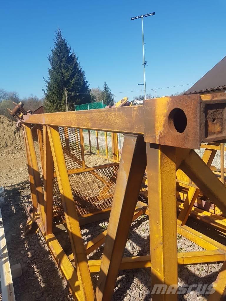 Liebherr 120 HC タワークレーン