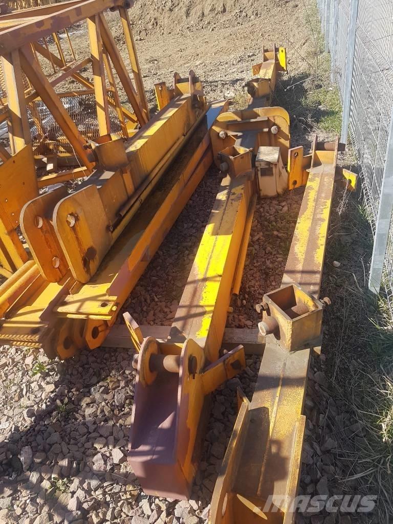 Liebherr 120 HC タワークレーン