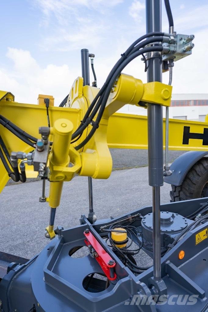 HBM BG 120TA-6 EP モーターグレーダー