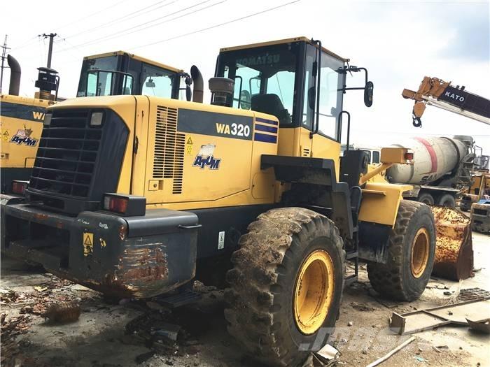 Komatsu WA 320-3 ホイールローダー・タイヤショベル