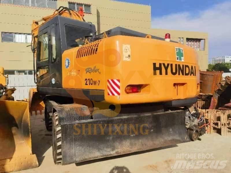 Hyundai 150W -7 ホイール式油圧ショベル（パワーショベル・ユンボ・バックホー）