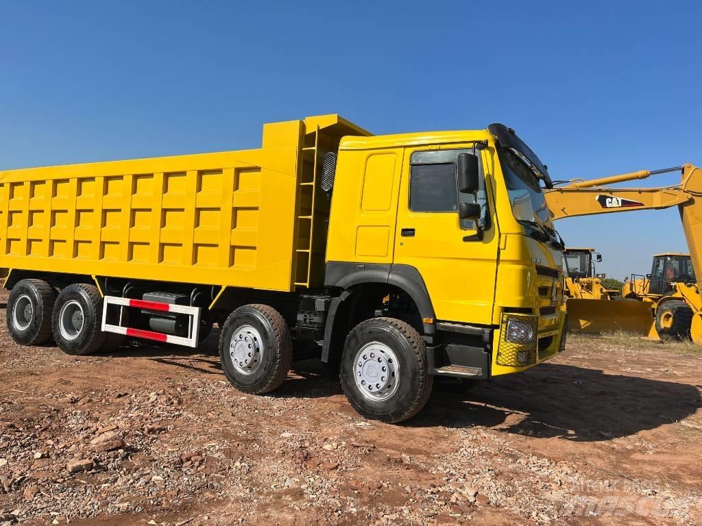 CAT 371hp ダンプ