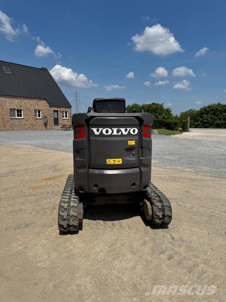 Volvo ECR 18 E ミニ油圧ショベル 7t以下（ミニユンボ・ミニディガー）