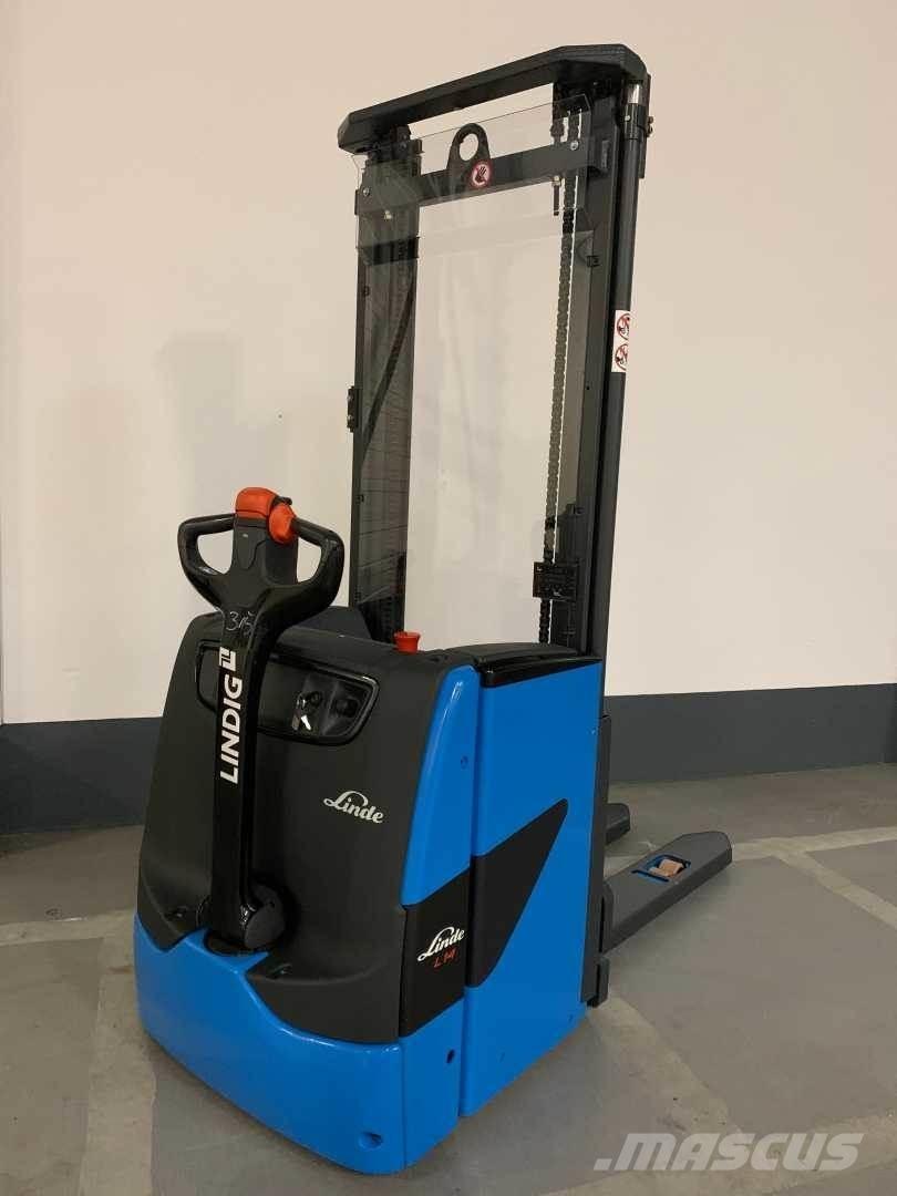 Linde L14 自走式スタッカー