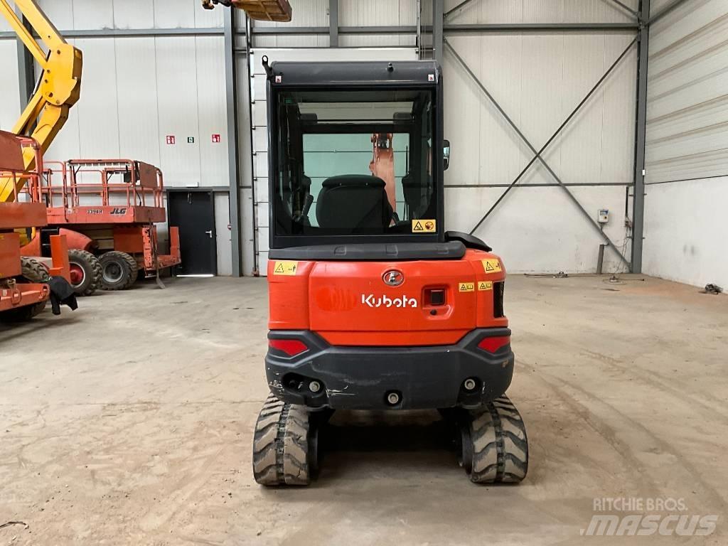 Kubota KX 030-4 ミニ油圧ショベル 7t以下（ミニユンボ・ミニディガー）
