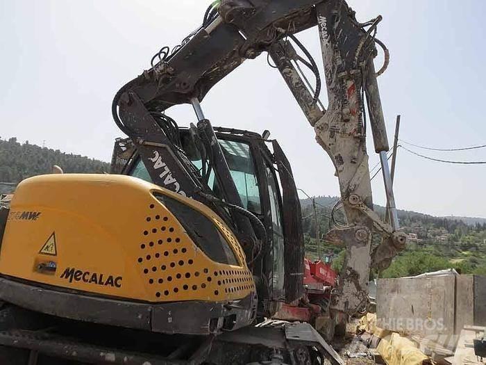 Mecalac 714 MW 特殊油圧ショベル