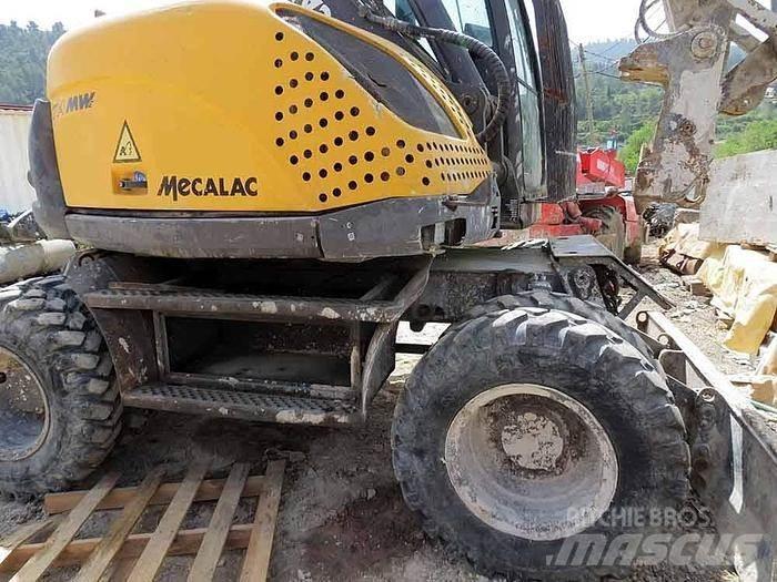 Mecalac 714 MW 特殊油圧ショベル