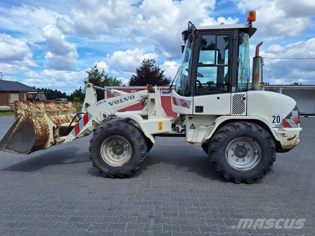 Volvo L 30 B ホイールローダー・タイヤショベル