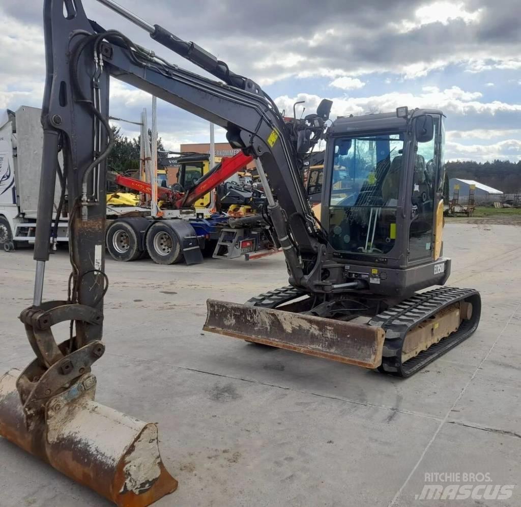 Volvo ECR 50 D ミニ油圧ショベル 7t以下（ミニユンボ・ミニディガー）