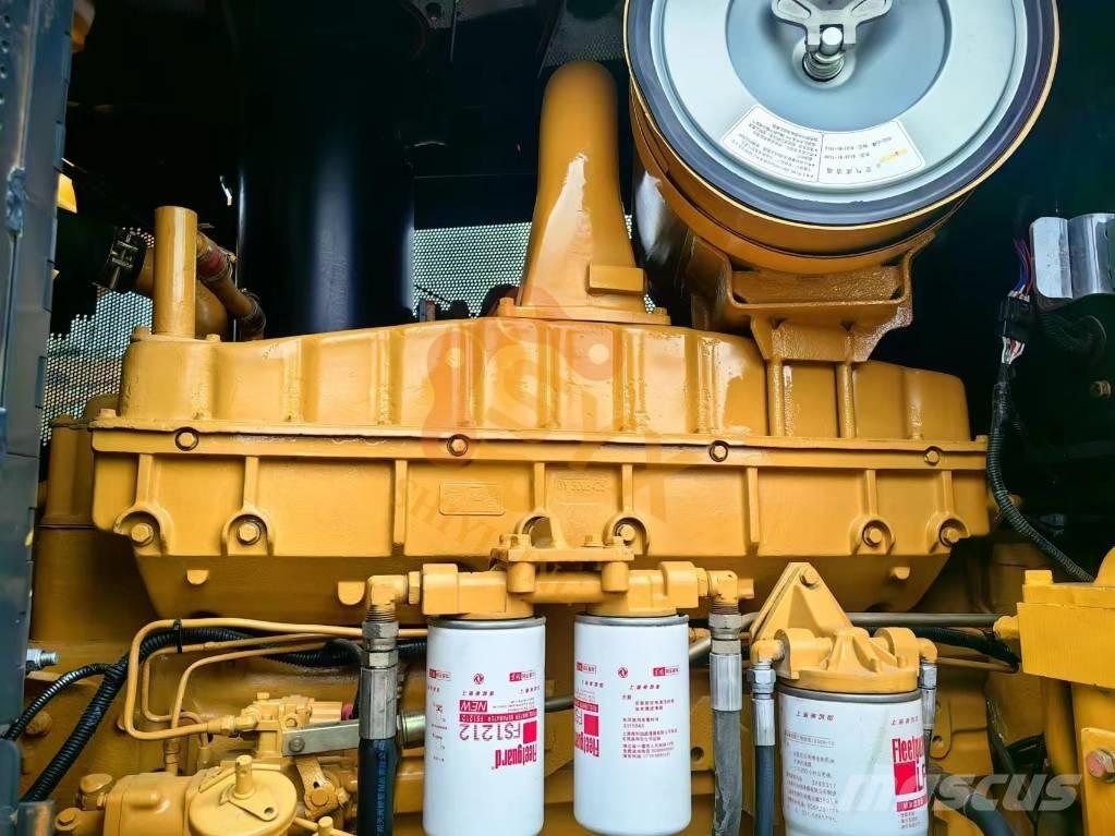 Shantui SD 32 ブルドーザー