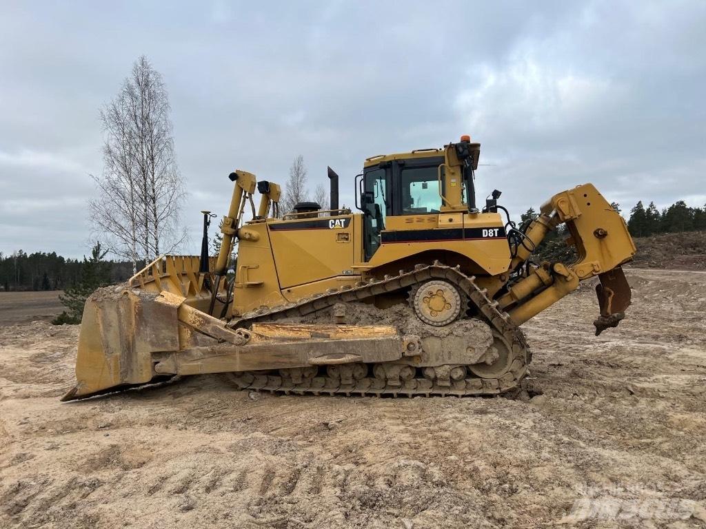 CAT D 8 T ブルドーザー