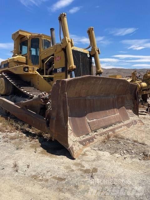 CAT D 9 L ブルドーザー