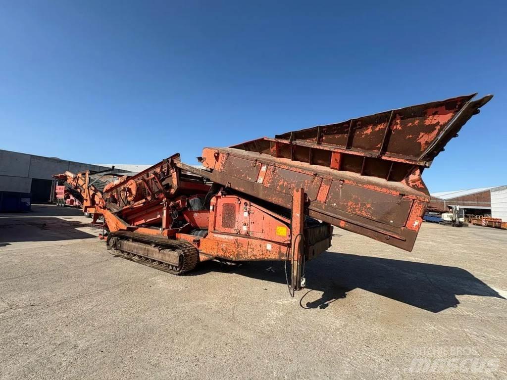 Terex 883 自走式スクリーン