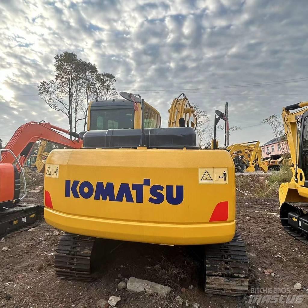 Komatsu PC 110 中型油圧ショベル 7ｔ-12ｔ（ユンボ・パワーショベル・バックホー）