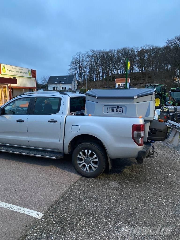 Hilltip spridare 砂と塩撒き専用車