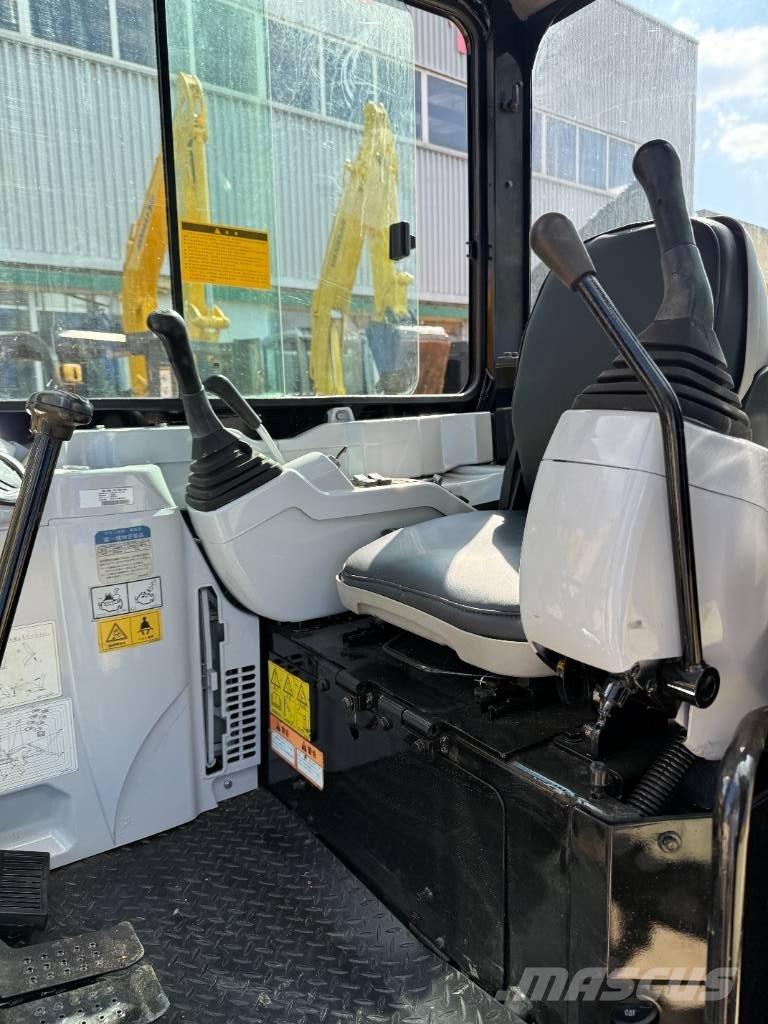 CAT 303.5E ミニ油圧ショベル 7t以下（ミニユンボ・ミニディガー）