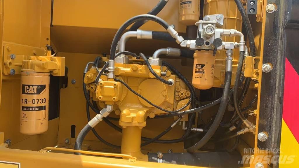 CAT 323 D 大型油圧ショベル12t以上（パワーショベル・ユンボ）
