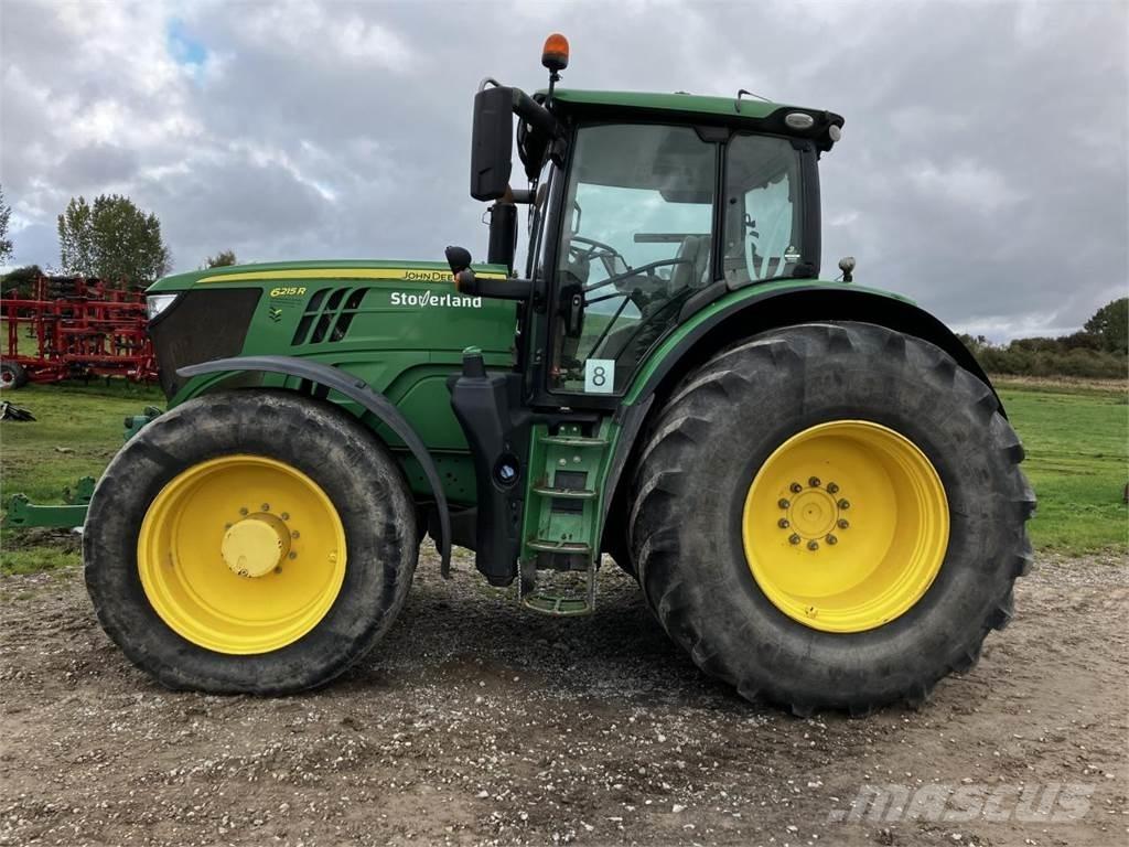 John Deere 6215R トラクター